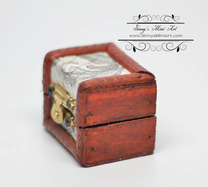 1:12 Dollhouse Miniature Antique Leather Clad Hope Chest BD N002