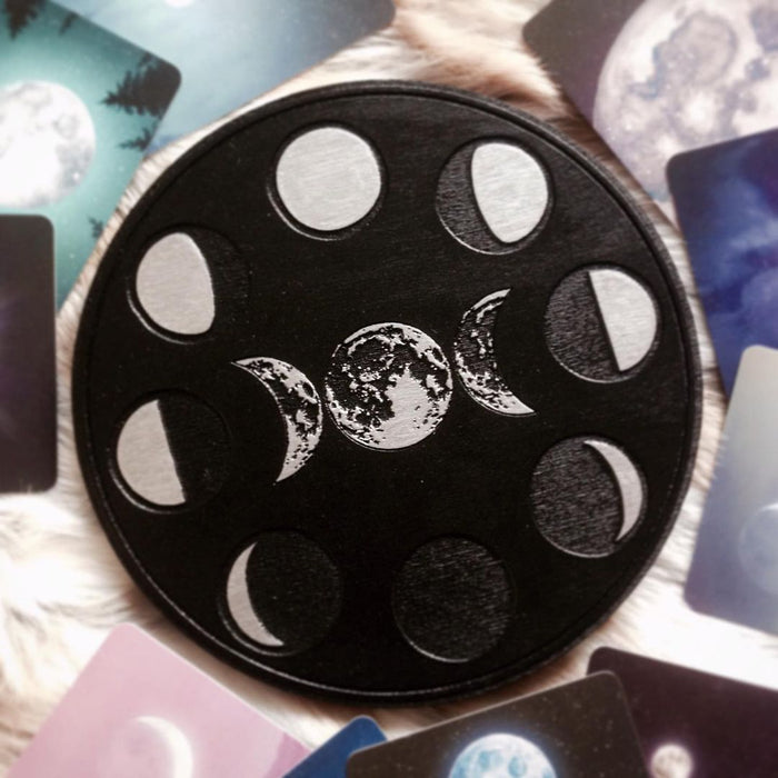 Moon cycle - Altar pentacle
