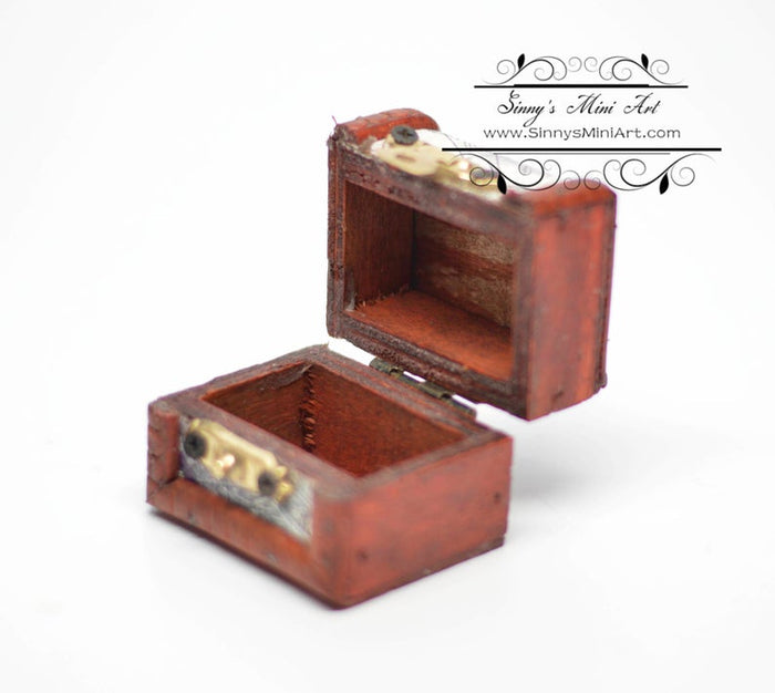 1:12 Dollhouse Miniature Antique Leather Clad Hope Chest BD N002