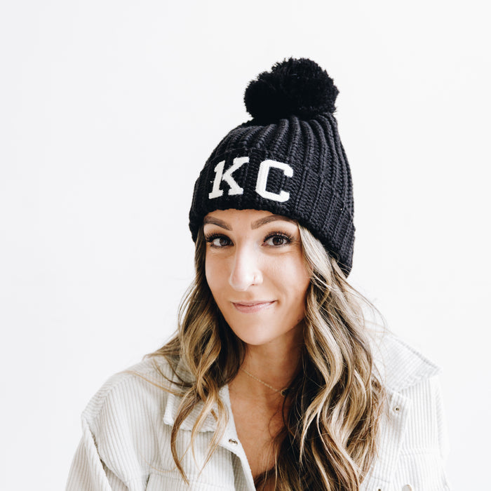 1KC Chunky Pom Beanie - Black