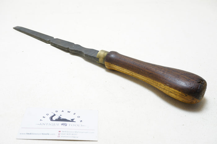 GREAT HAND FORGED EARLY SCREWDRIVER / PRY BAR