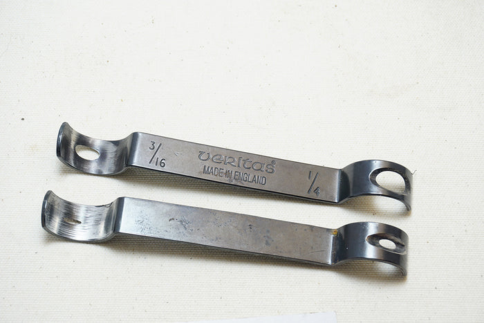 PAIR OF BLACK VERITAS CORNER SHAVES - 1/16 ~ 1/4"