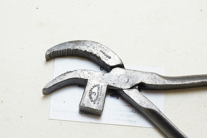 R. TIMMONS & SONS ENGLAND LEATHER / COBBLER'S PLIERS & HAMMER - SIZE 3