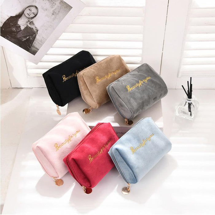 Trousse de Toilette Brodée en Flanelle ciaovie