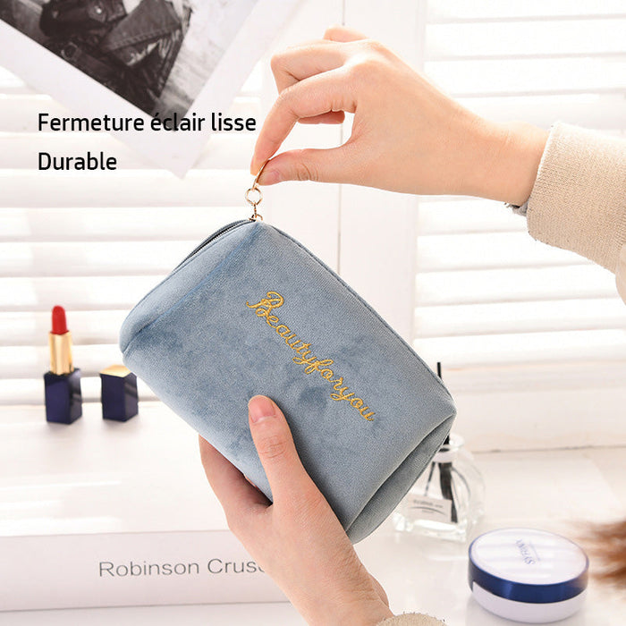 Trousse de Toilette Brodée en Flanelle ciaovie