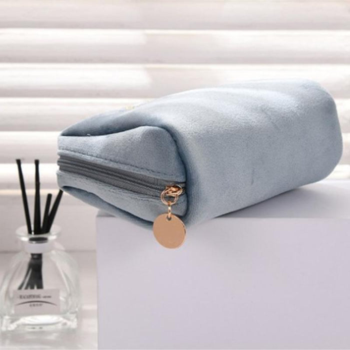 Trousse de Toilette Brodée en Flanelle ciaovie